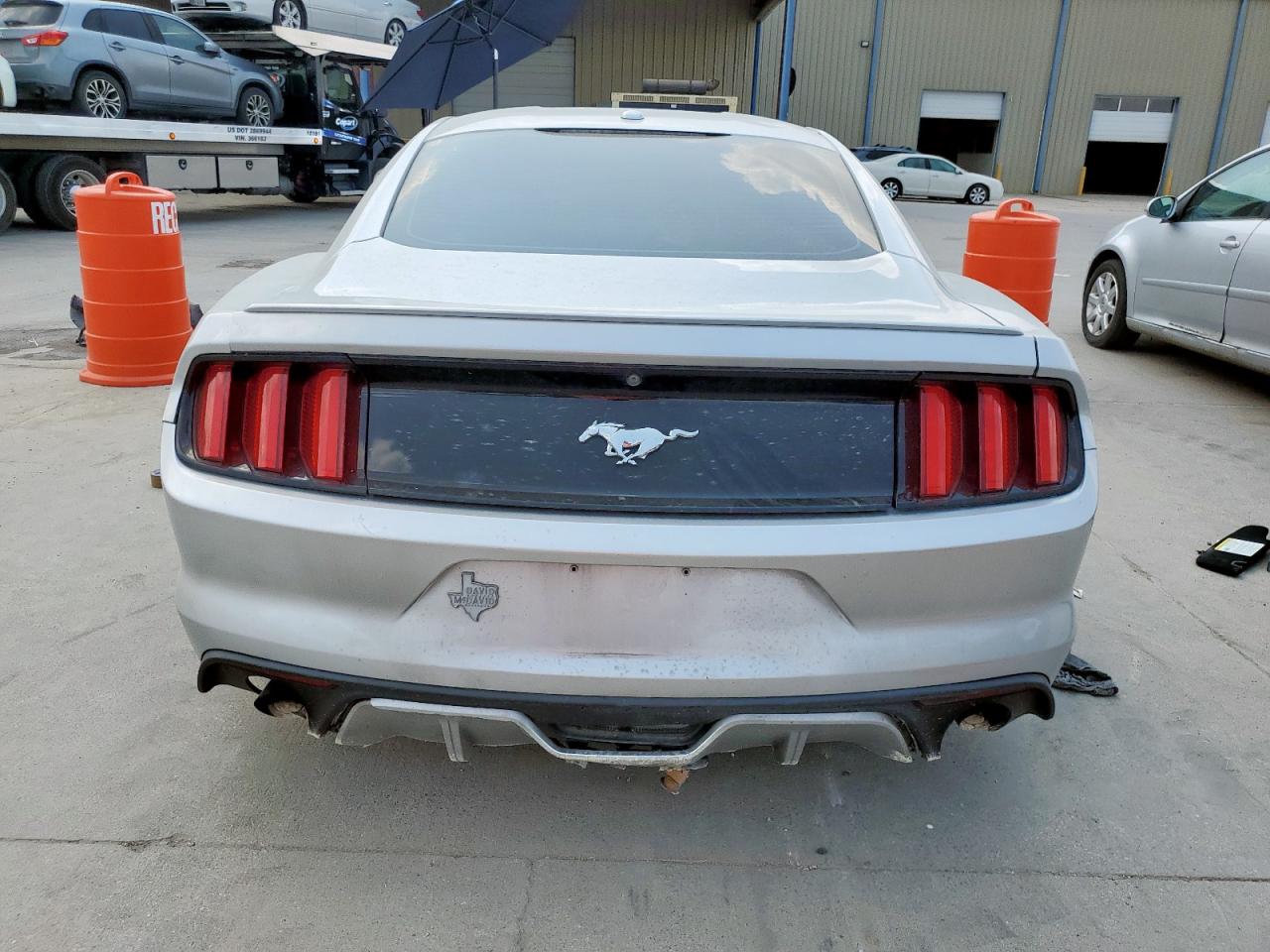 2015 Ford Mustang VIN: 1FA6P8TH4F5400909 Lot: 70312705