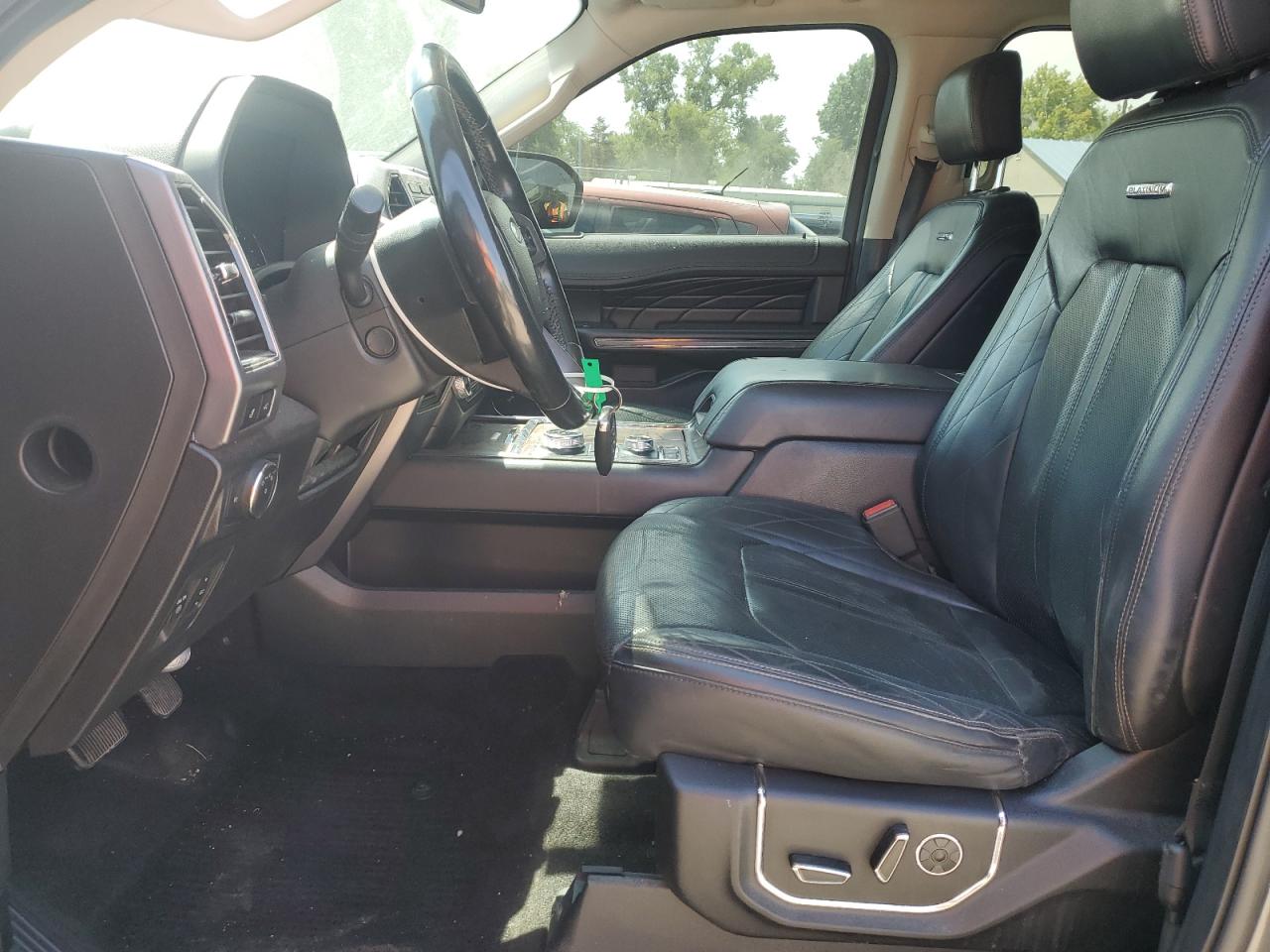 2018 Ford Expedition Platinum VIN: 1FMJU1MT4JEA00991 Lot: 70340255