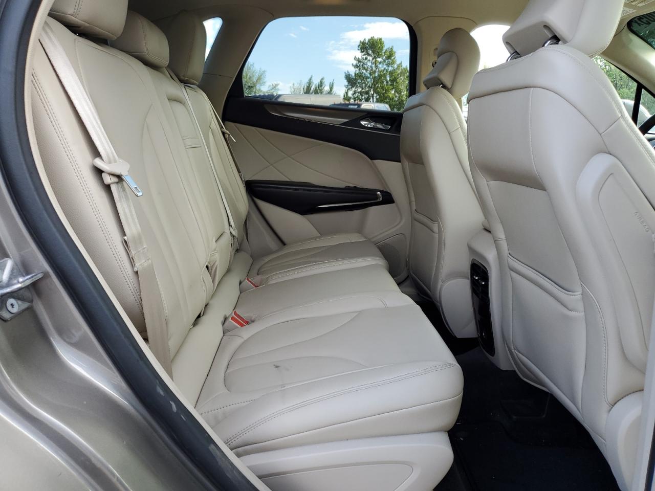 2017 Lincoln Mkc Premiere VIN: 5LMCJ1D98HUL16381 Lot: 68921005