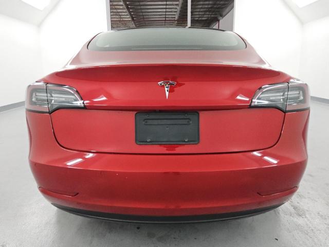  TESLA MODEL 3 2022 Czerwony