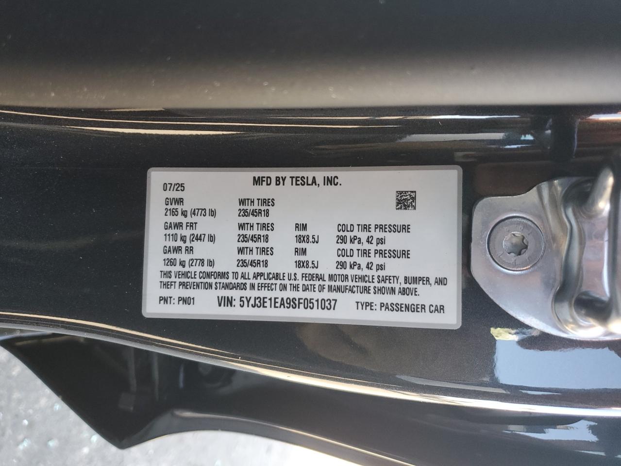 2025 Tesla Model 3 VIN: 5YJ3E1EA9SF051037 Lot: 69627685