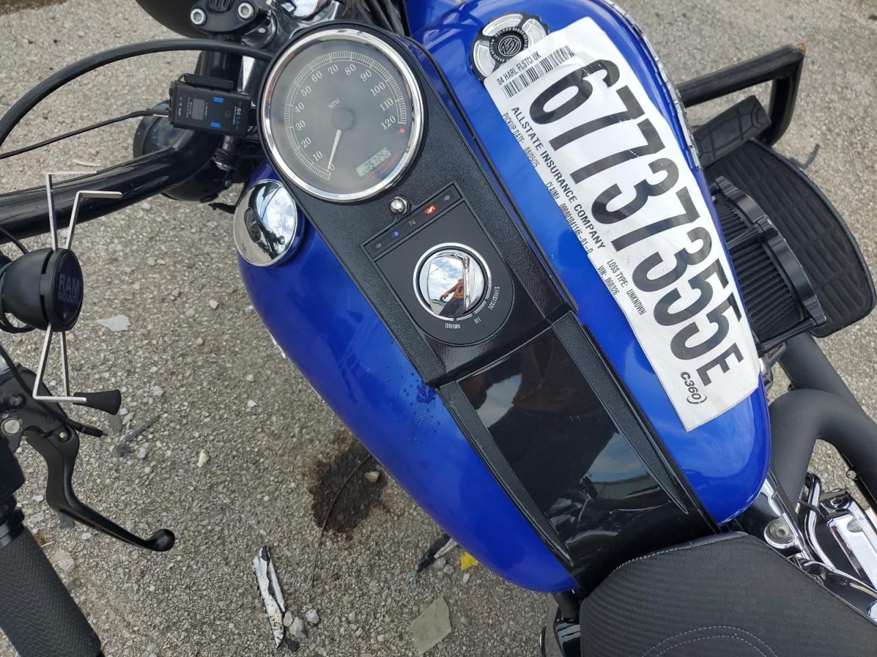 2004 Harley-Davidson Flstci VIN: 1HD1BWB124Y060326 Lot: 67737355