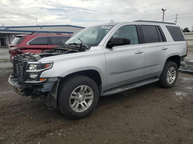  CHEVROLET TAHOE 2018 Серебристый