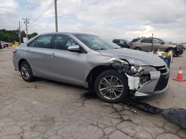  TOYOTA CAMRY 2017 Серебристый
