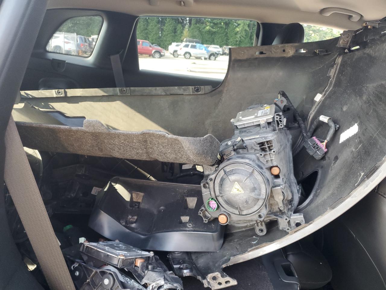 2017 Jeep Cherokee Latitude VIN: 1C4PJMCB2HW590372 Lot: 68119405