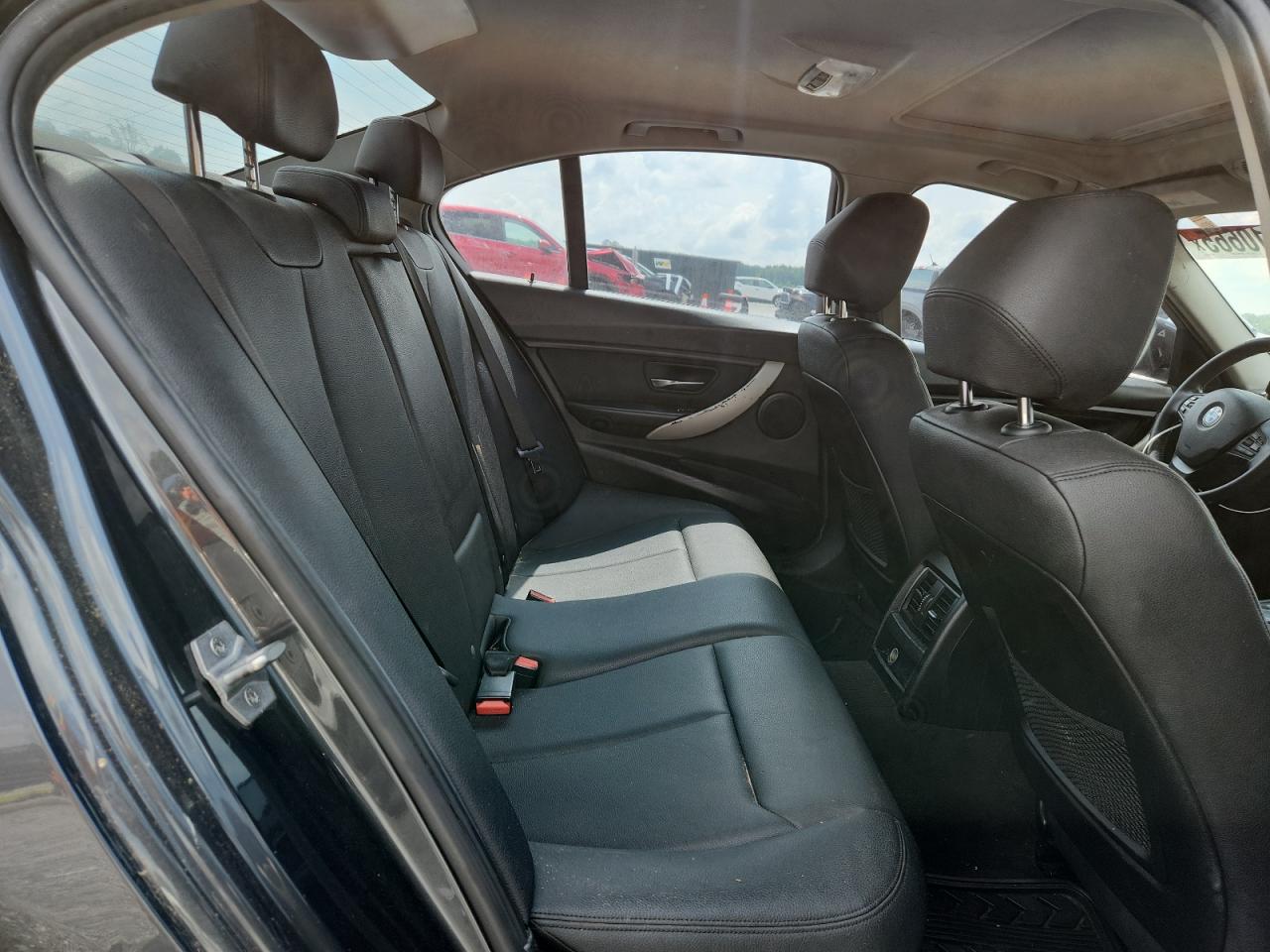 2018 BMW 320 Xi VIN: WBA8E5G55JNU47136 Lot: 69310665