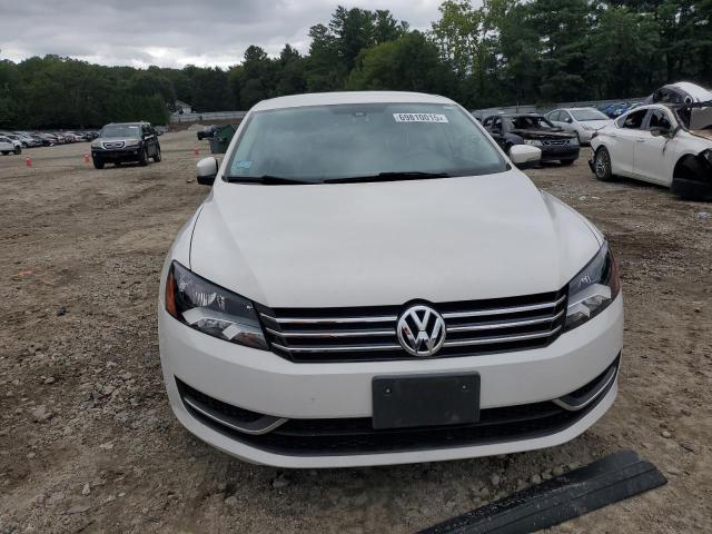  VOLKSWAGEN PASSAT 2015 Biały