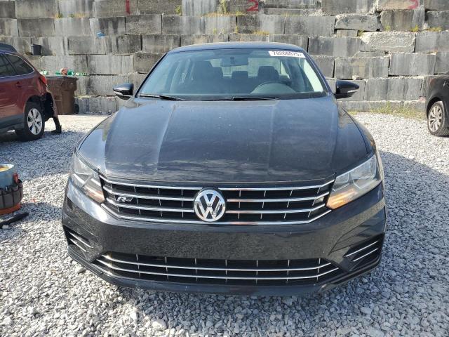  VOLKSWAGEN PASSAT 2018 Черный