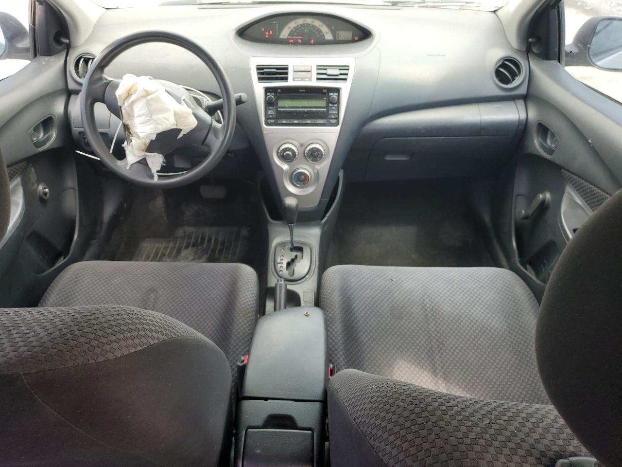 2007 Toyota Yaris VIN: JTDBT923471063649 Lot: 69679525