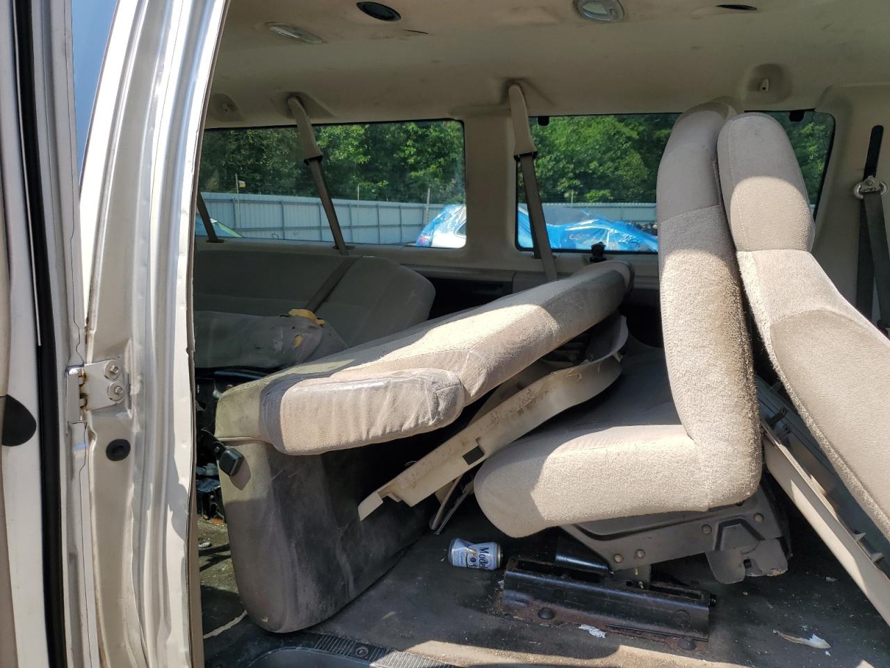 2011 Ford Econoline E350 Super Duty Wagon VIN: 1FBNE3BL8BDB03621 Lot: 68352295