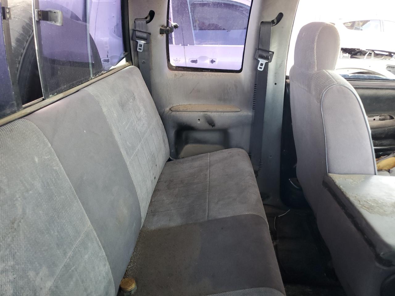 1996 Dodge Ram 1500 VIN: 3B7HC13Y6TM198084 Lot: 68398495