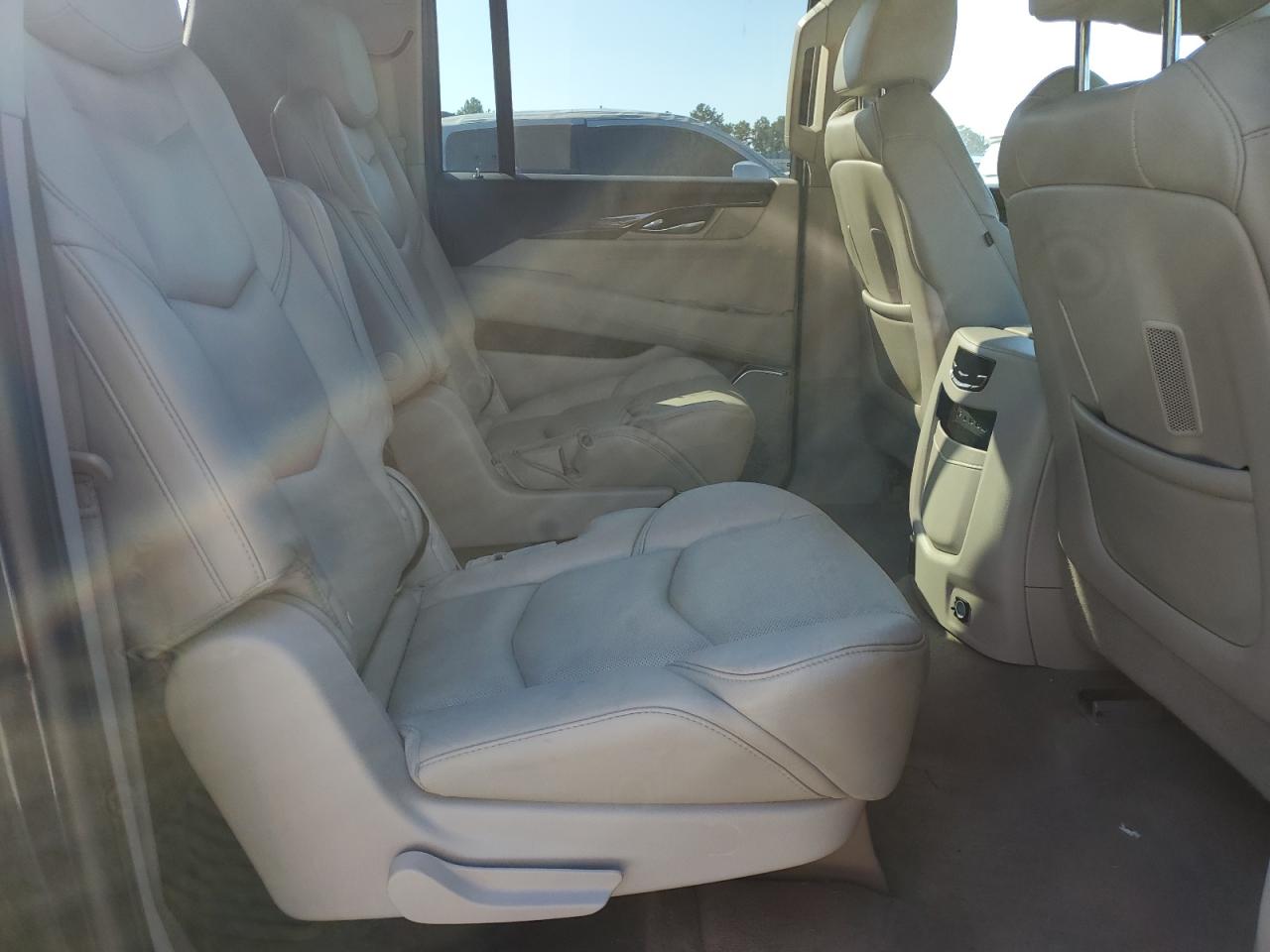 2017 Cadillac Escalade Esv Premium Luxury VIN: 1GYS4JKJXHR182932 Lot: 70924115