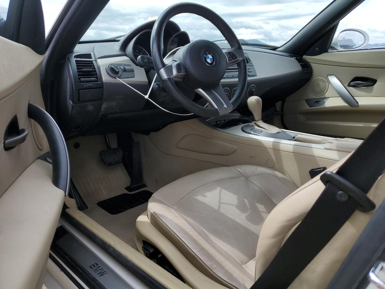 2004 BMW Z4 2.5 VIN: 4USBT33454LS48498 Lot: 68170775