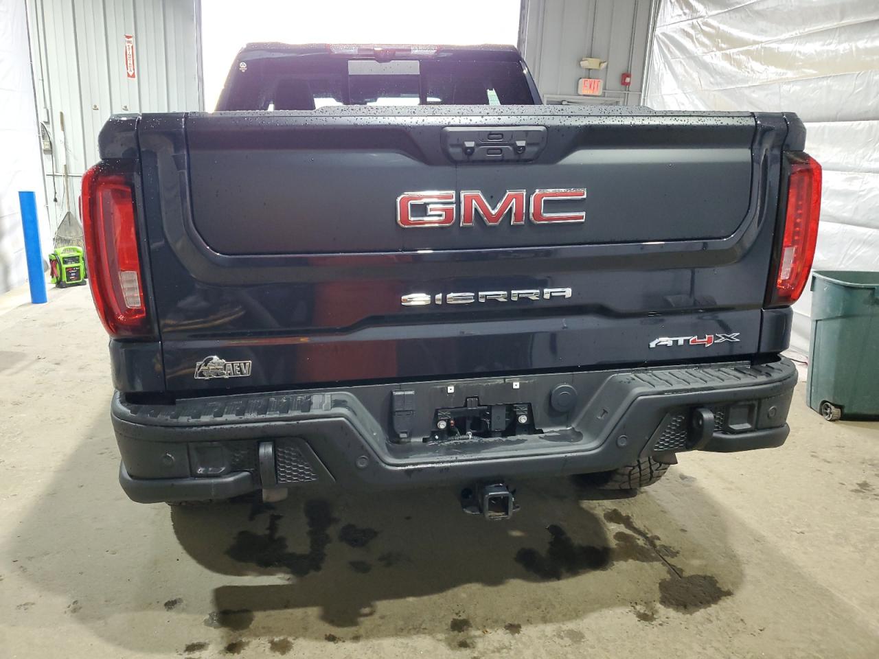 2024 GMC Sierra K1500 At4X VIN: 3GTUUFEL1RG457789 Lot: 68488585