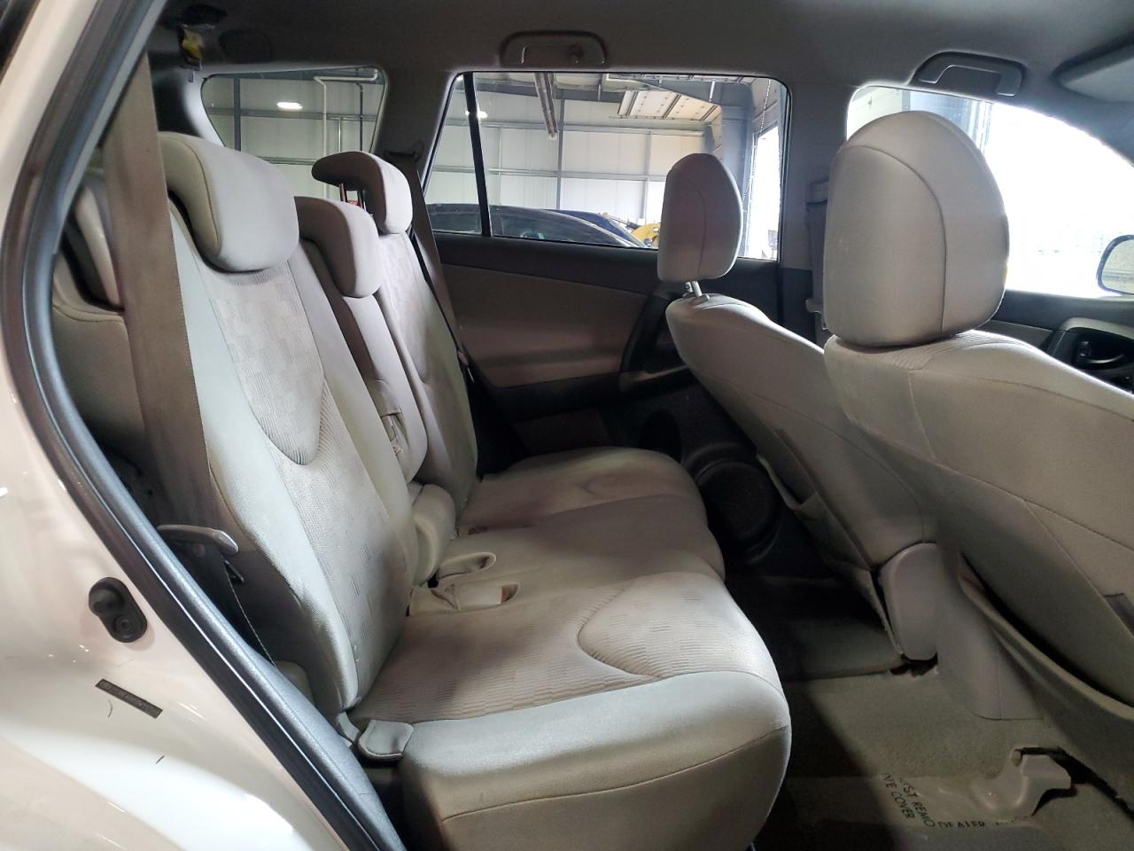 2011 Toyota Rav4 VIN: 2T3BF4DV5BW117544 Lot: 70142295