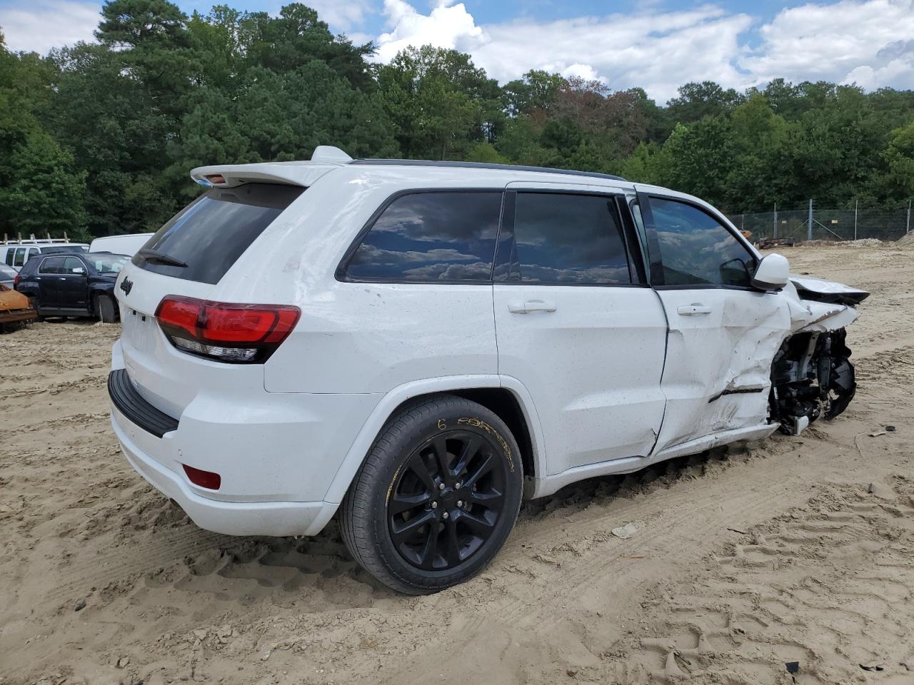 2019 Jeep Grand Cherokee Laredo white null flexible 1C4RJFAG1KC754481 photo #4