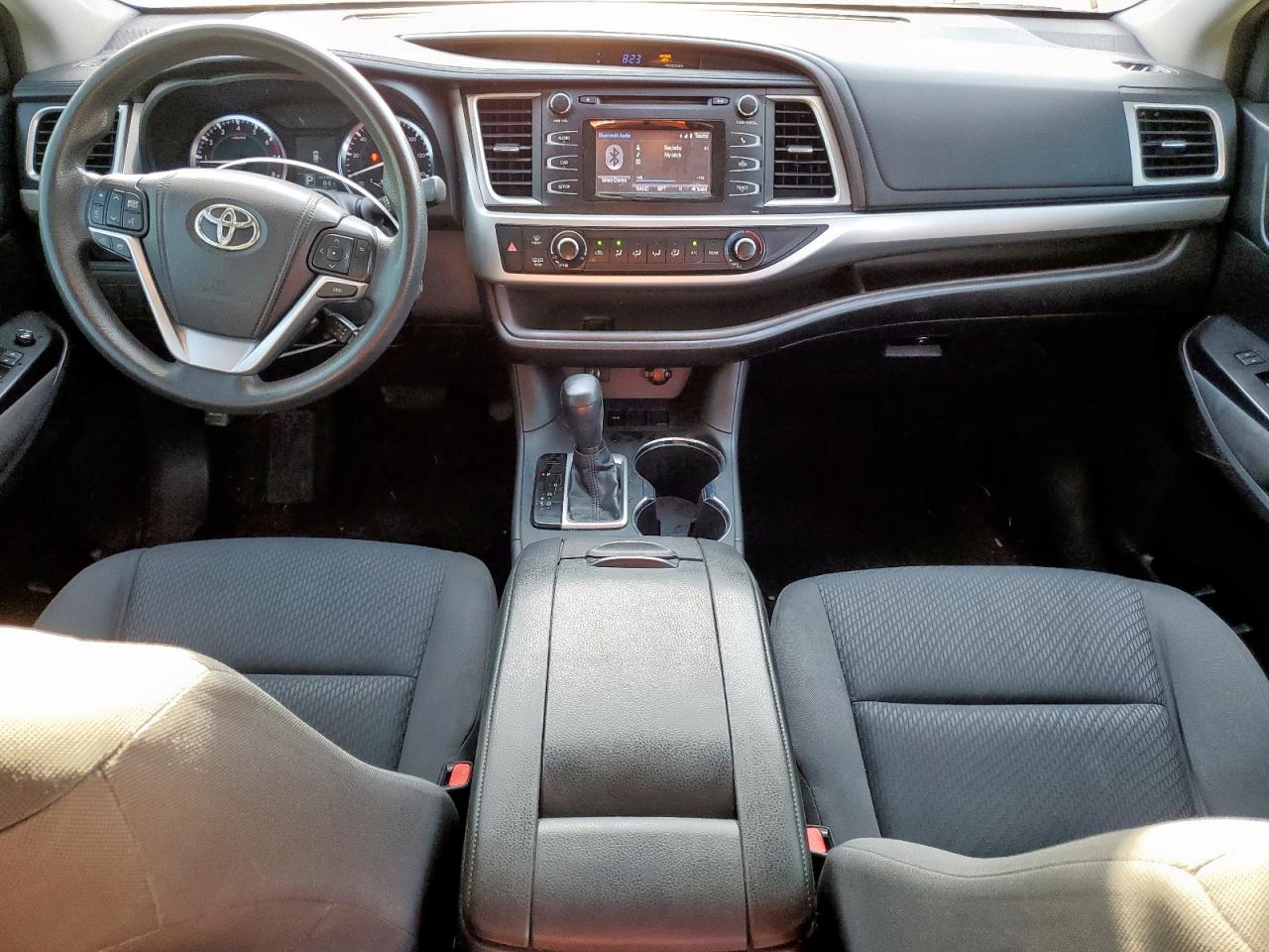 2015 Toyota Highlander Le VIN: 5TDZARFH0FS011141 Lot: 67835395
