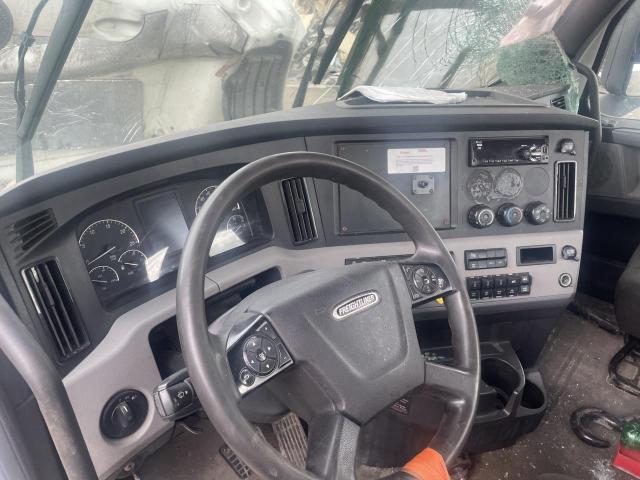 2020 FREIGHTLINER CASCADIA 1 - TRUCKS