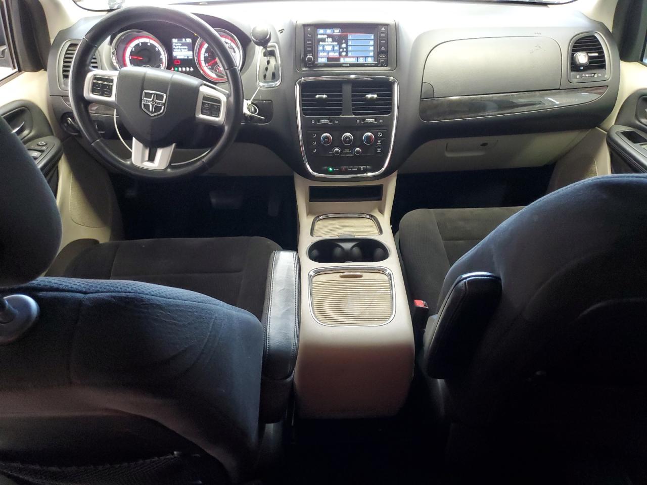 2013 Dodge Grand Caravan Sxt VIN: 2C4RDGCGXDR718759 Lot: 68687345