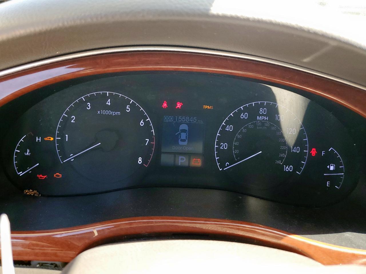 2014 Hyundai Genesis 3.8L VIN: KMHGC4DD3EU261838 Lot: 69335845