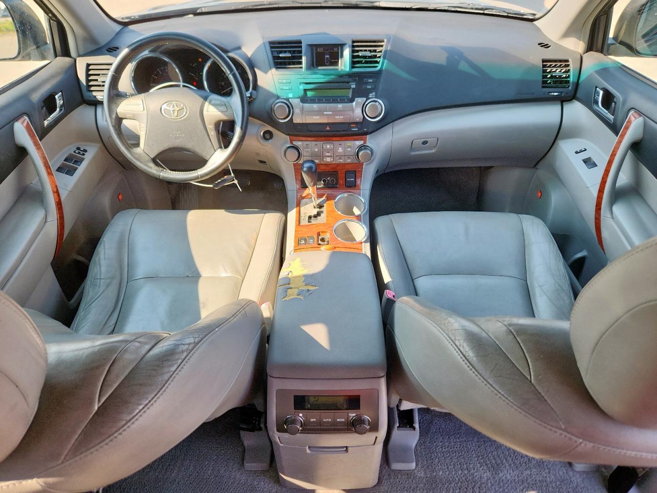 2008 Toyota Highlander Limited VIN: JTEES42A682088187 Lot: 69640315