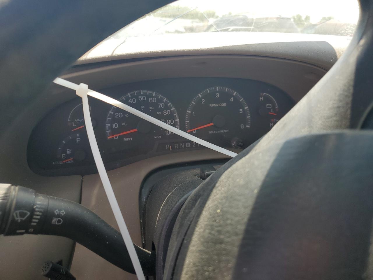 2001 Ford F150 Supercrew VIN: 1FTRW08L21KD63135 Lot: 70574615