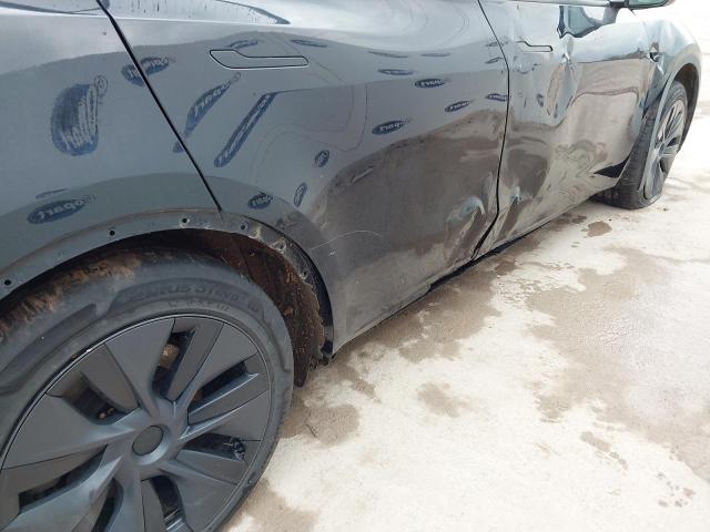 2024 TESLA MODEL Y RWD 