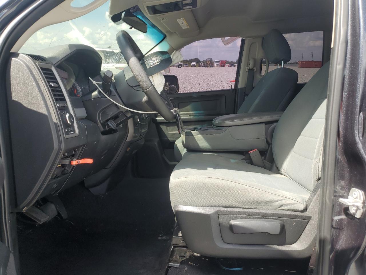 2017 Ram 1500 St VIN: 1C6RR6FTXHS695886 Lot: 70908475