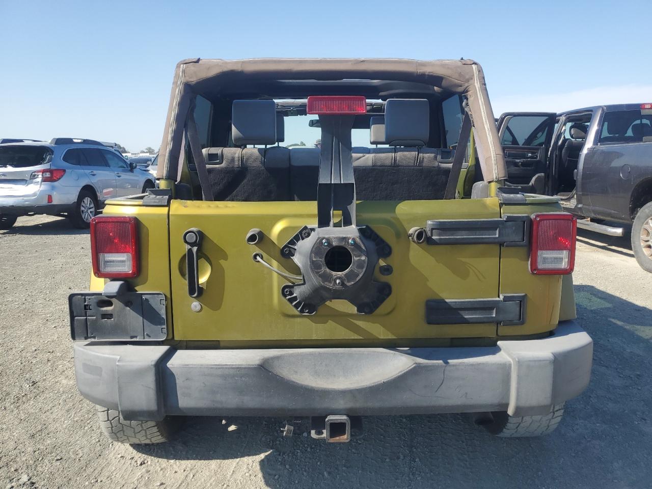 2007 Jeep Wrangler Sahara VIN: 1J4GB59147L177784 Lot: 70529005