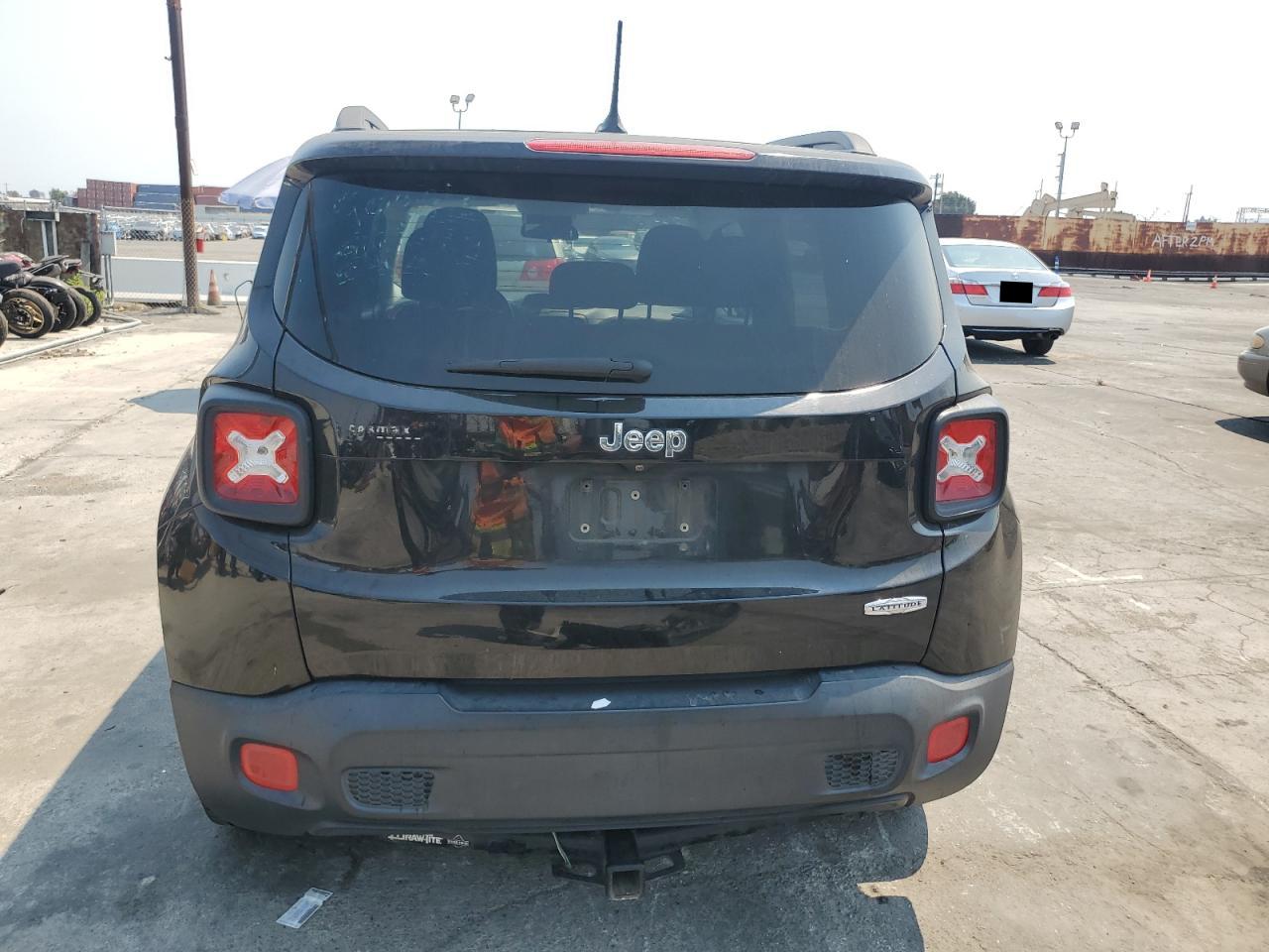 2017 Jeep Renegade Latitude VIN: ZACCJABBXHPF38435 Lot: 67469415