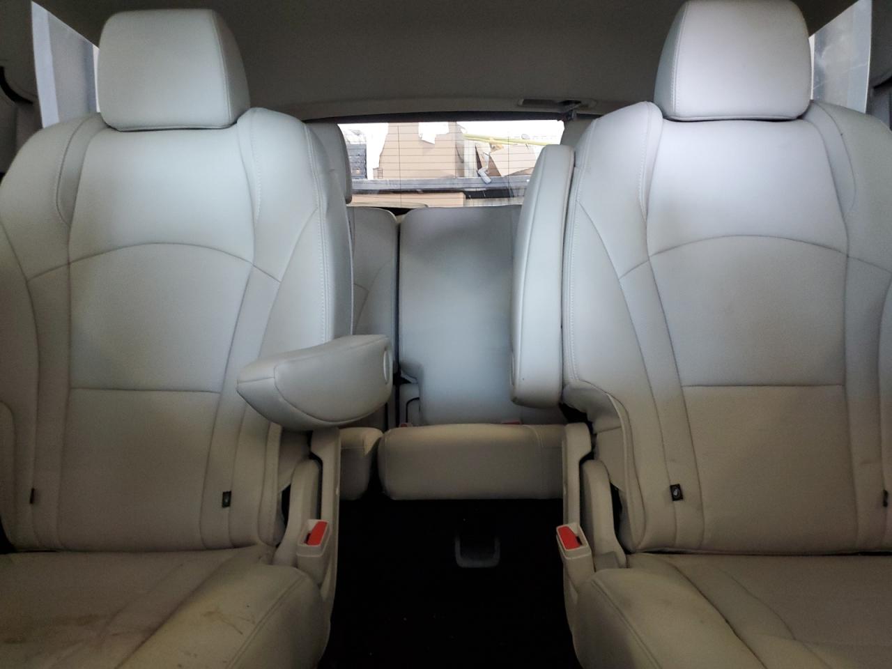 2024 Buick Enclave Essence VIN: 5GAEVAKW3RJ110211 Lot: 84894025