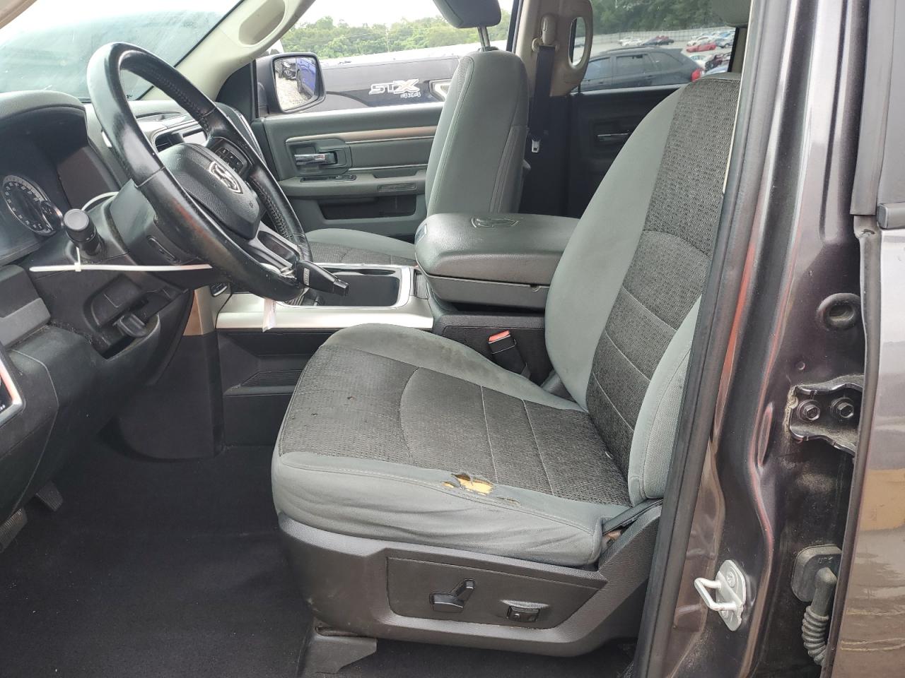 2018 Ram 1500 Slt VIN: 1C6RR7GG7JS218717 Lot: 67051085
