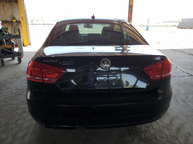 Sedans VOLKSWAGEN PASSAT 2015 Czarny