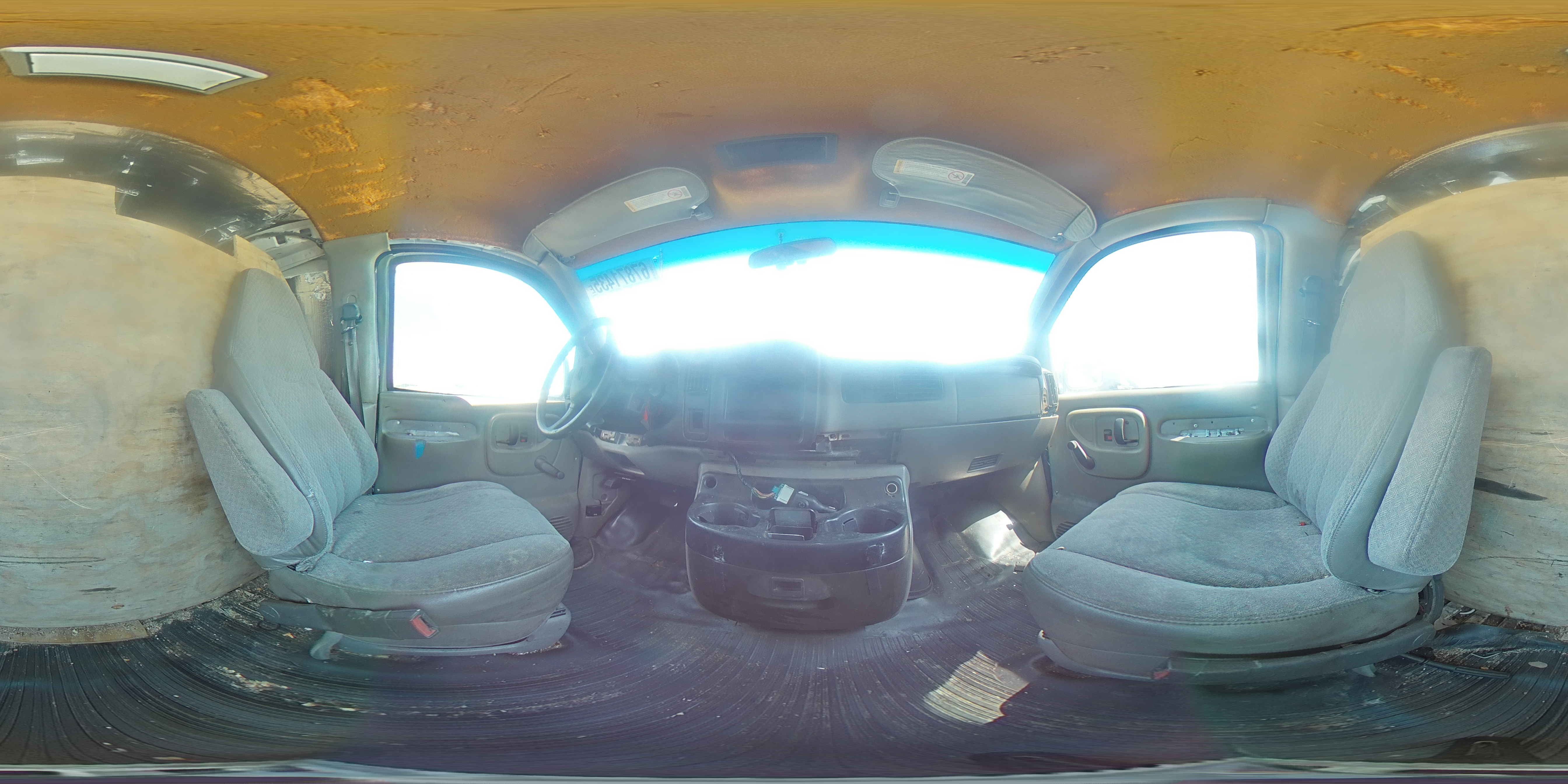 2001 Chevrolet Express G1500 VIN: 1GCFG15M411122282 Lot: 67871435