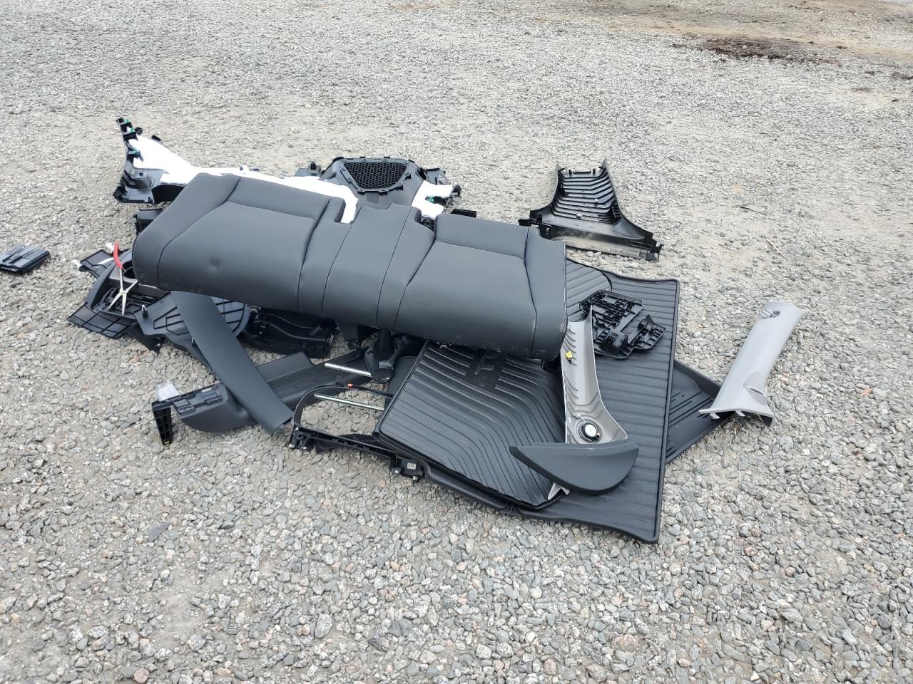 2021 Honda Pilot Se VIN: 5FNYF6H24MB086415 Lot: 69379725