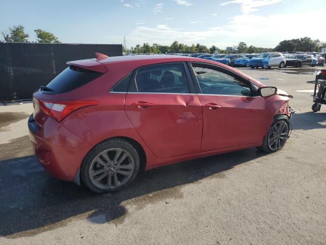  HYUNDAI ELANTRA 2016 Красный