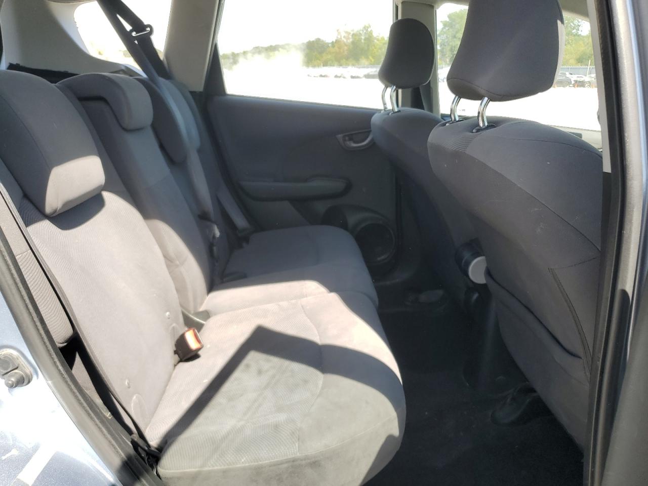 2011 Honda Fit VIN: JHMGE8H33BC018148 Lot: 71025735