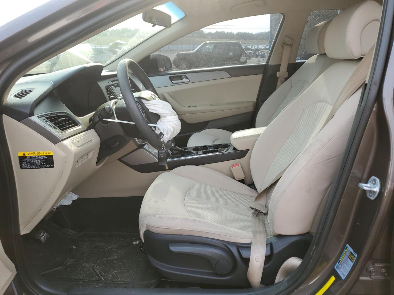 2017 Hyundai Sonata Se VIN: 5NPE24AF2HH470927 Lot: 68900525