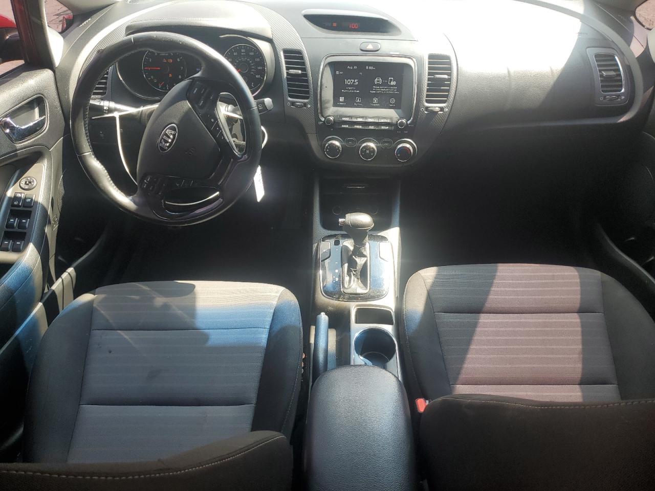 2018 Kia Forte Lx VIN: 3KPFL4A73JE164324 Lot: 69621045