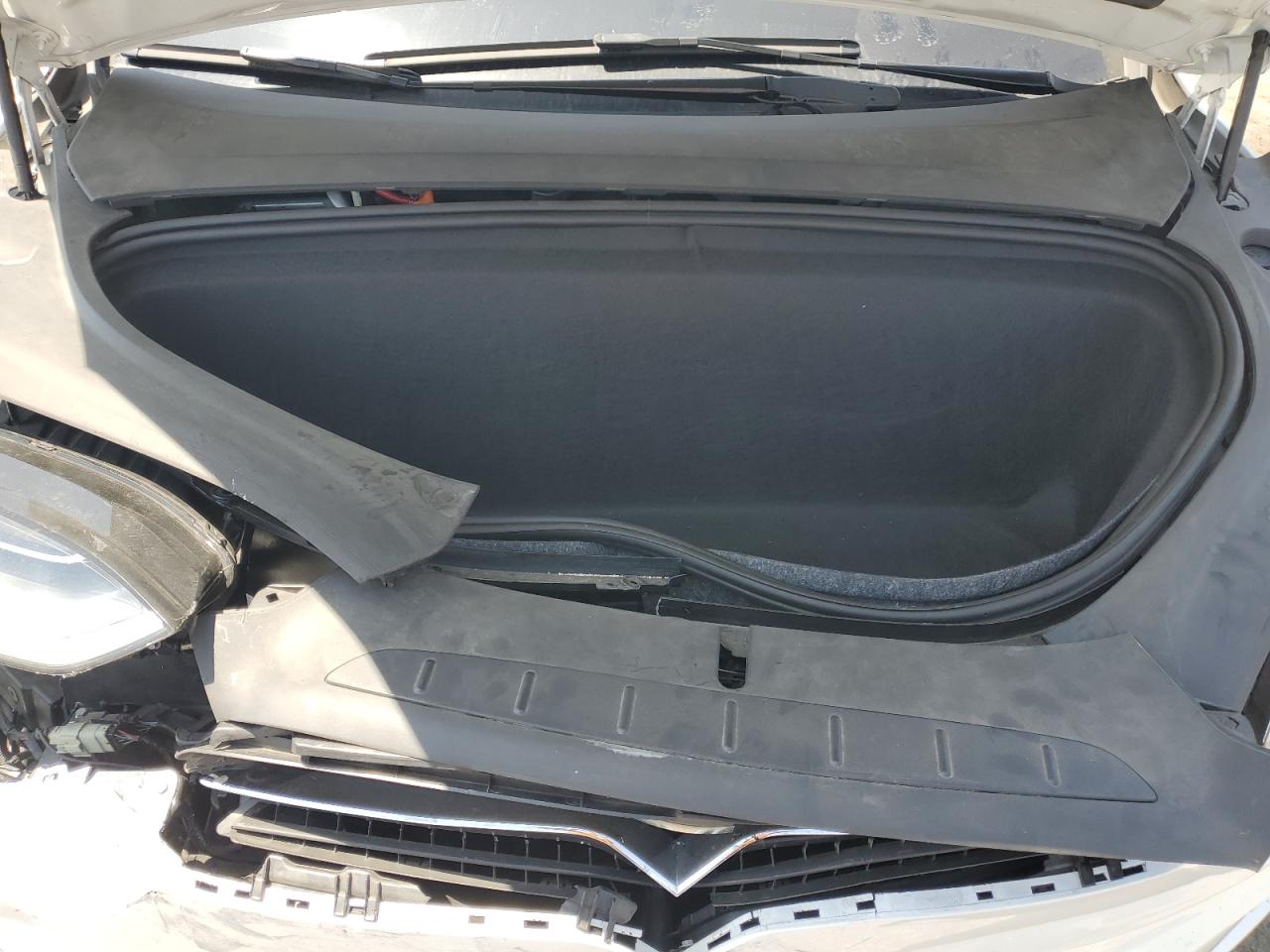 2018 Tesla Model X VIN: 5YJXCDE21JF142027 Lot: 68755585