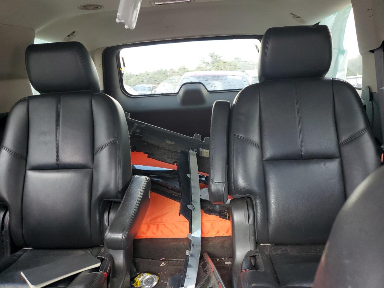 2013 Chevrolet Tahoe K1500 Lt VIN: 1GNSKBE01DR107140 Lot: 70567045