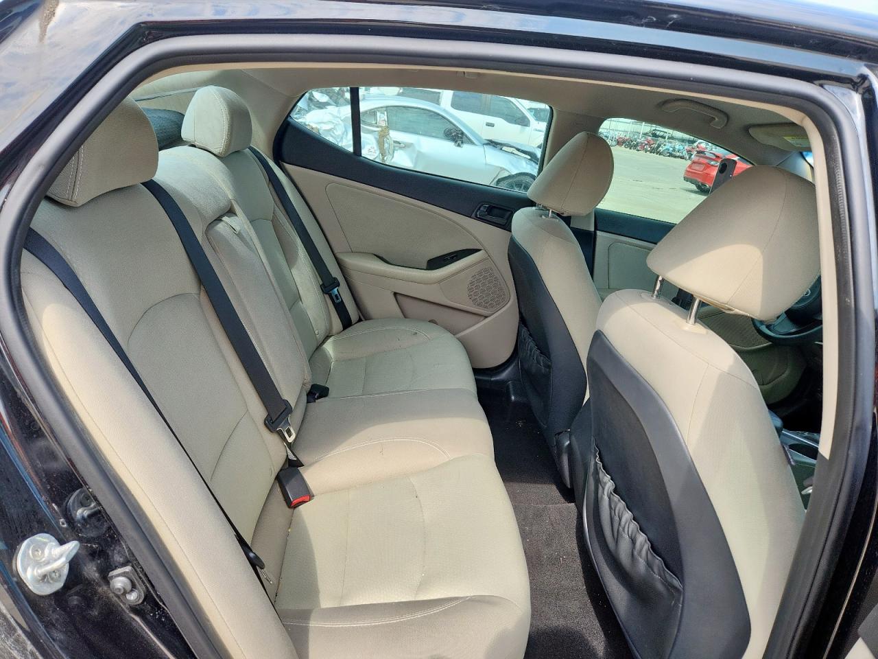 2014 Kia Optima Lx VIN: 5XXGM4A71EG263738 Lot: 69872045