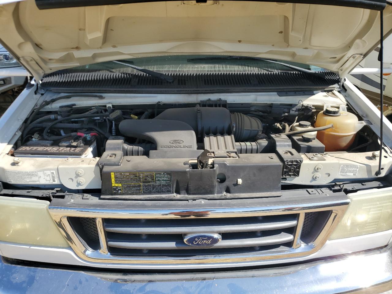 2004 Ford Econoline E450 Super Duty Cutaway Van VIN: 1FDXE45S03HB89557 Lot: 68504655