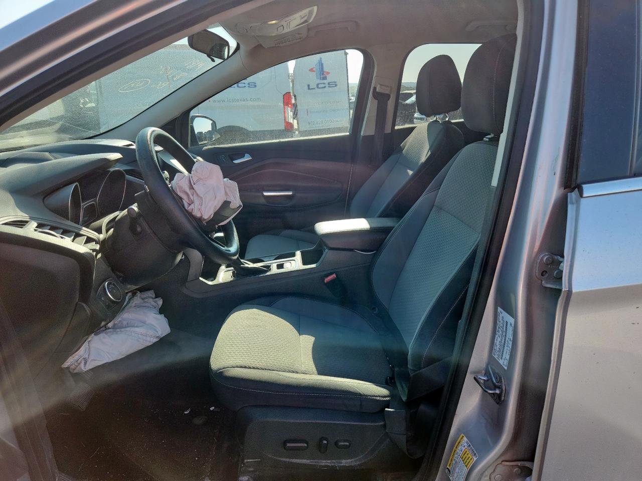 2017 Ford Escape Se VIN: 1FMCU0G91HUE38211 Lot: 70153655