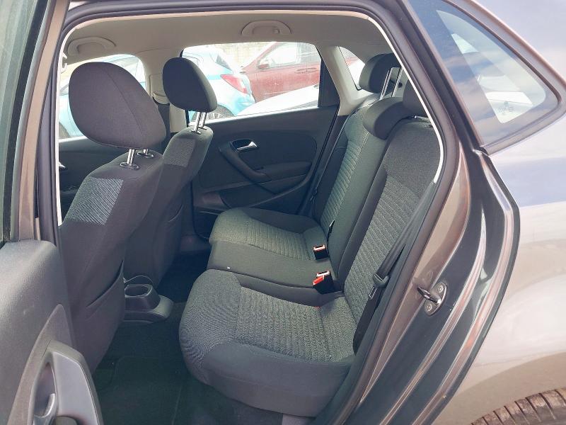 2011 VOLKSWAGEN POLO SE 85 S-A 