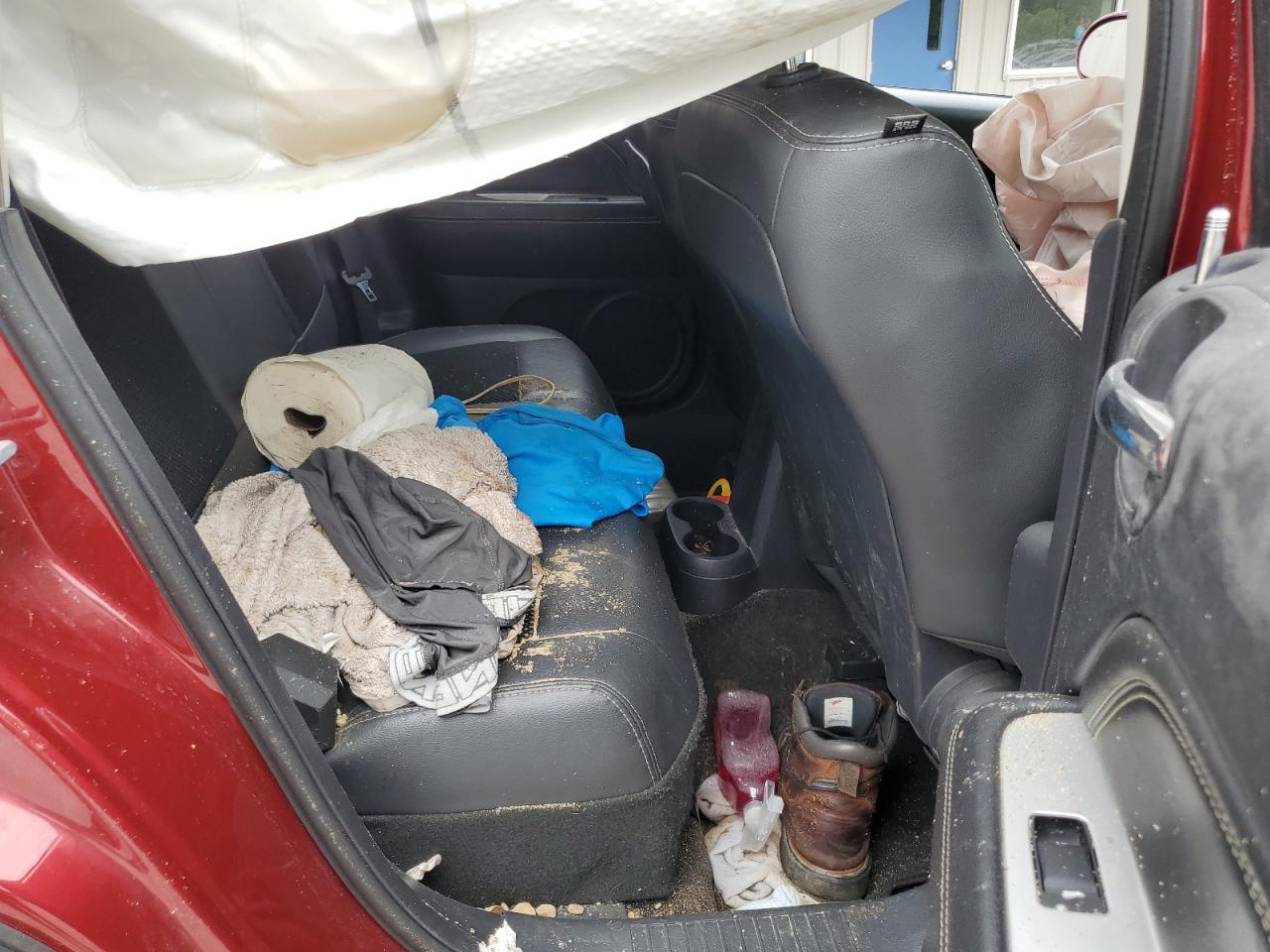 2015 Jeep Compass Latitude VIN: 1C4NJDEBXFD381877 Lot: 67523155