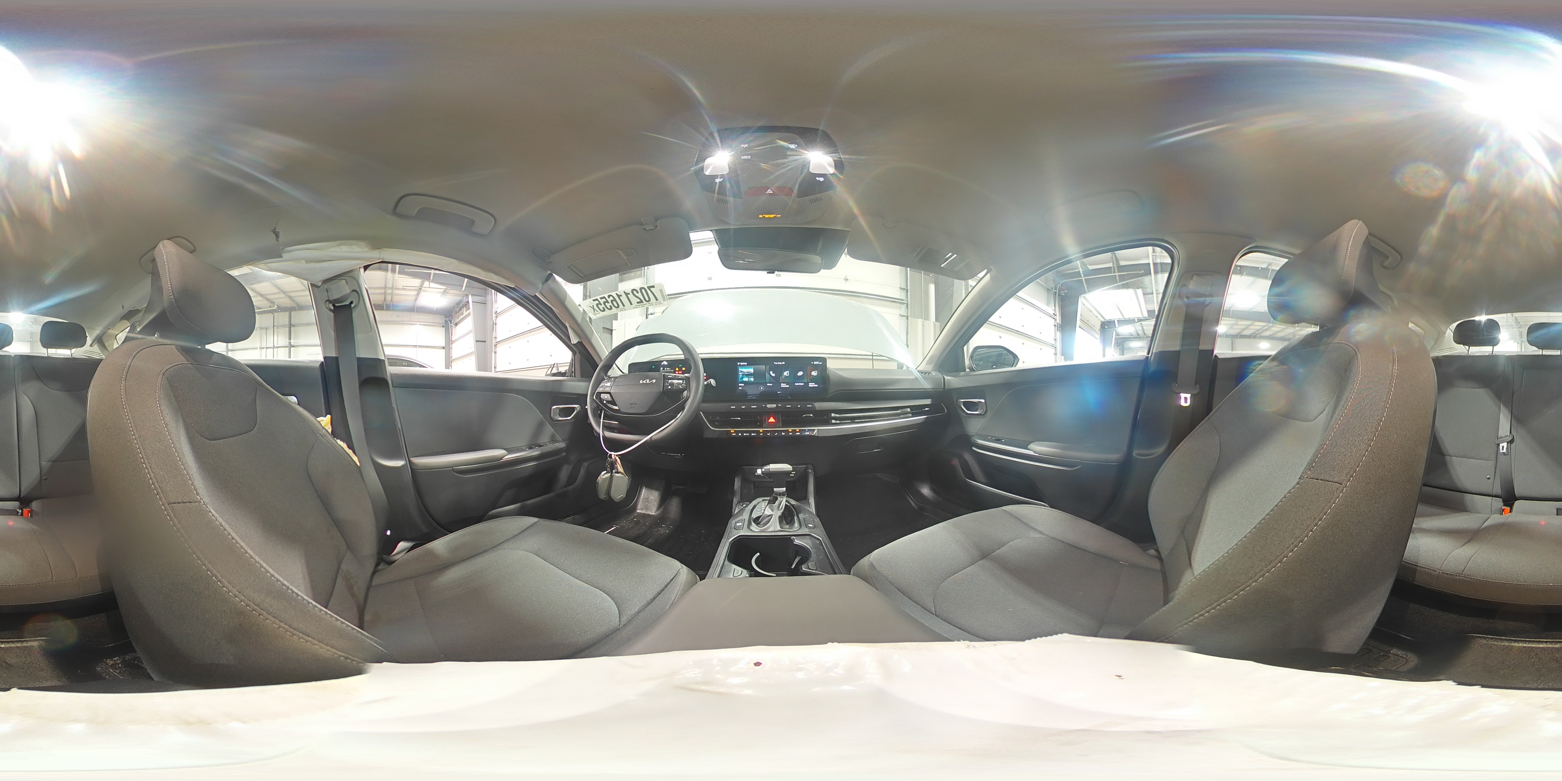 2025 Kia K4 Lx VIN: 3KPFT4DE7SE042884 Lot: 70211655