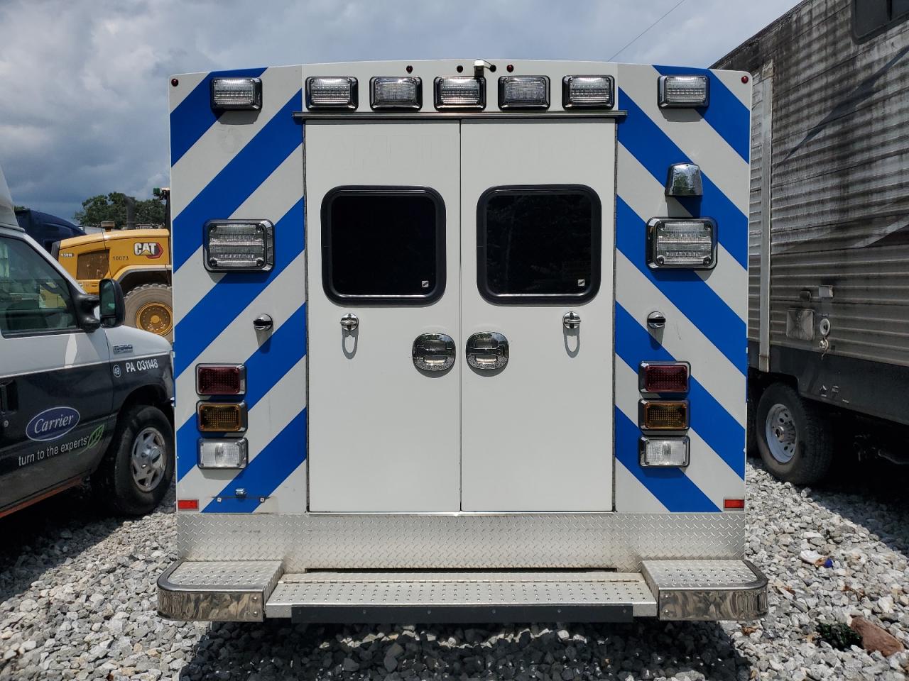 2017 Ford Econoline E350 Super Duty Cutaway Van VIN: 1FDWE3FS1HDC37893 Lot: 67583325