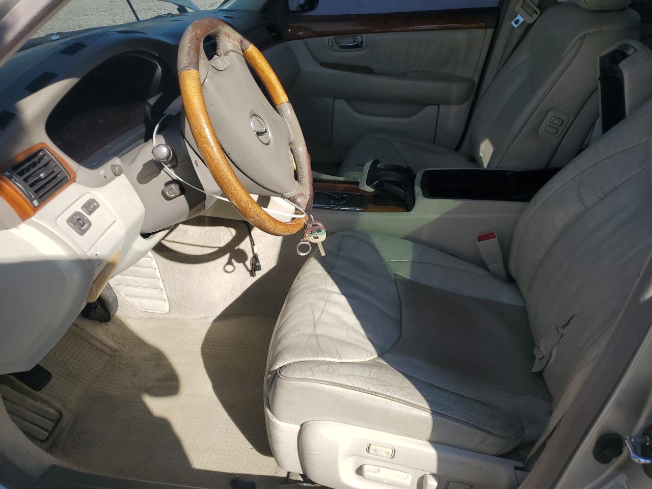 2001 Lexus Ls 430 VIN: JTHBN30F310033526 Lot: 70879025