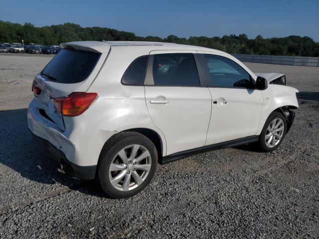  MITSUBISHI OUTLANDER 2014 Biały